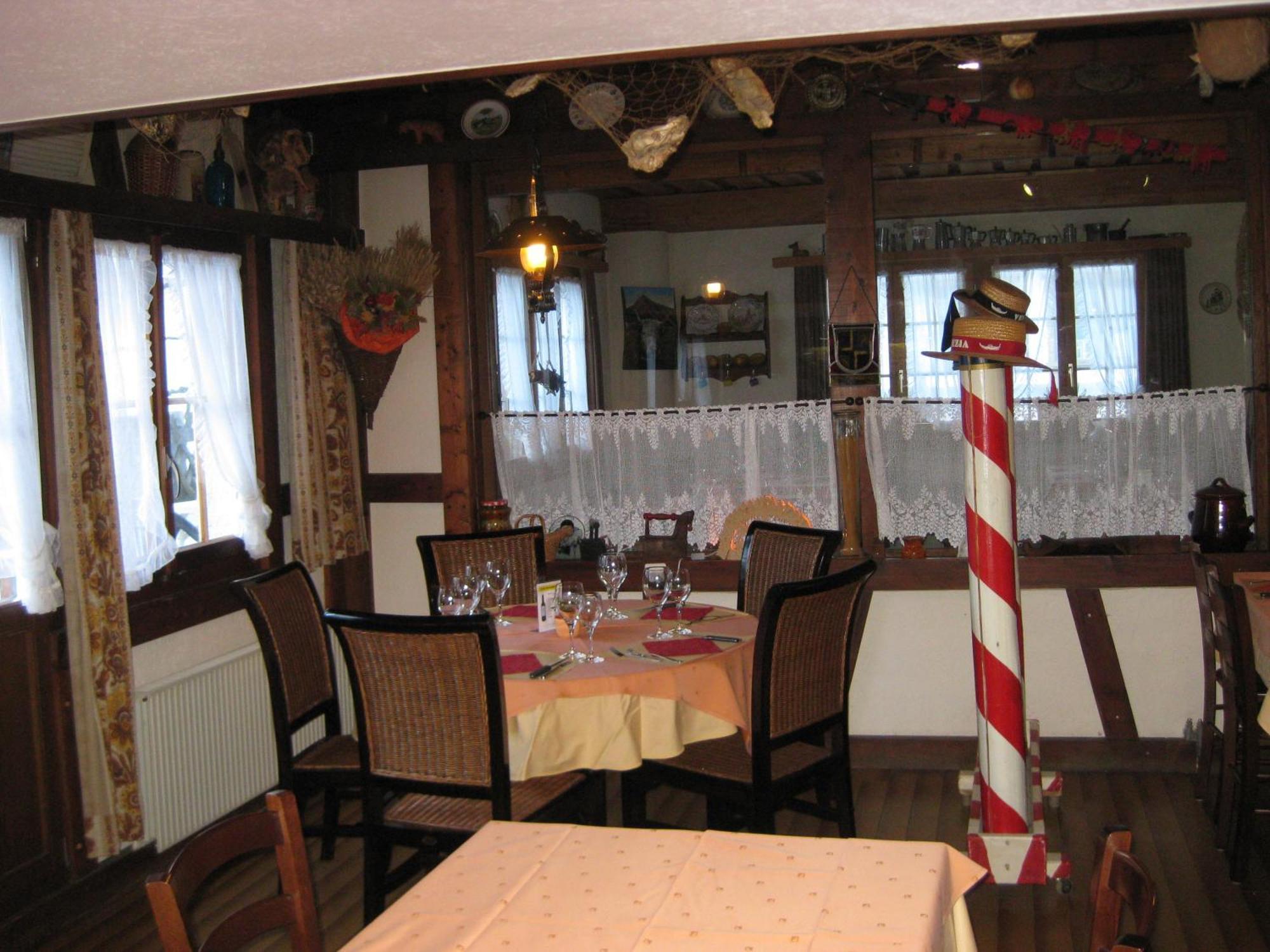 Hotel Pension Spycher Kandersteg Esterno foto